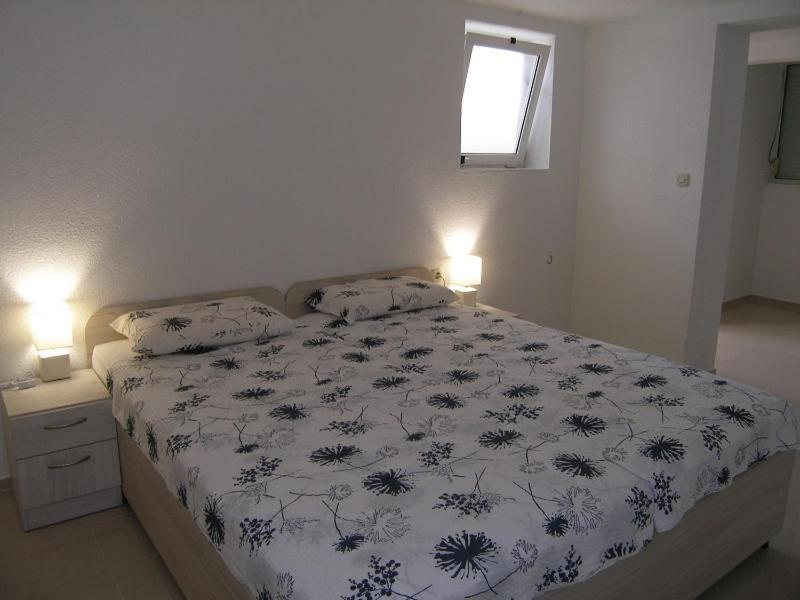 Apartmani Matela Petrcane Exterior foto