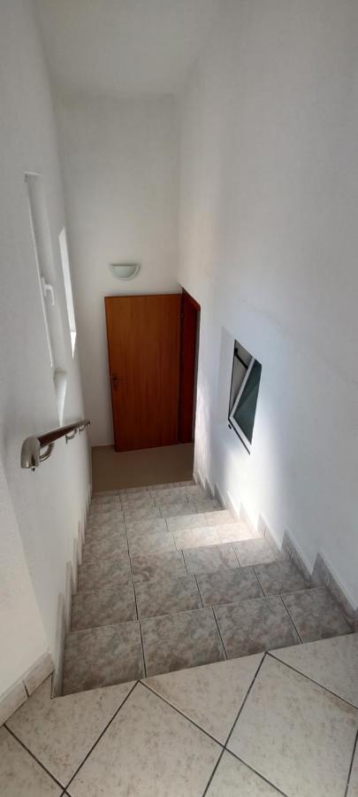 Apartmani Matela Petrcane Exterior foto