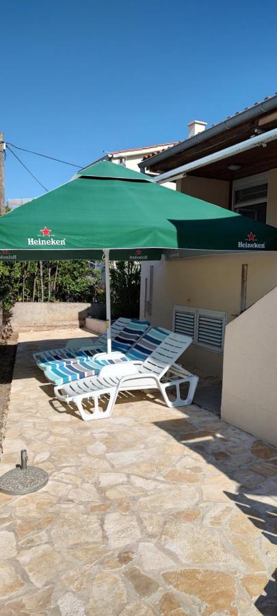Apartmani Matela Petrcane Exterior foto