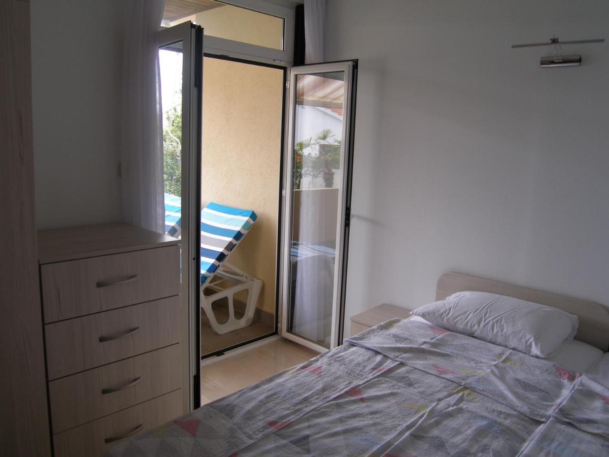 Apartmani Matela Petrcane Exterior foto