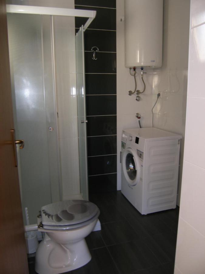 Apartmani Matela Petrcane Exterior foto